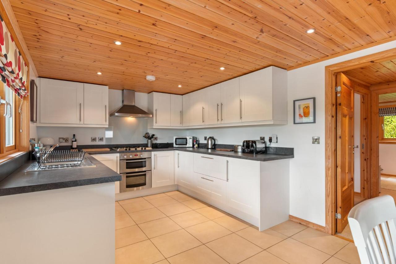 Lodge 5 Longbury - Luxury Lodge, Golf Course Views, Restaurant And Spa Facilites Penally Buitenkant foto